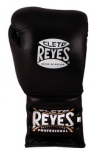 Cleto Reyes Traditional Lace Gloves